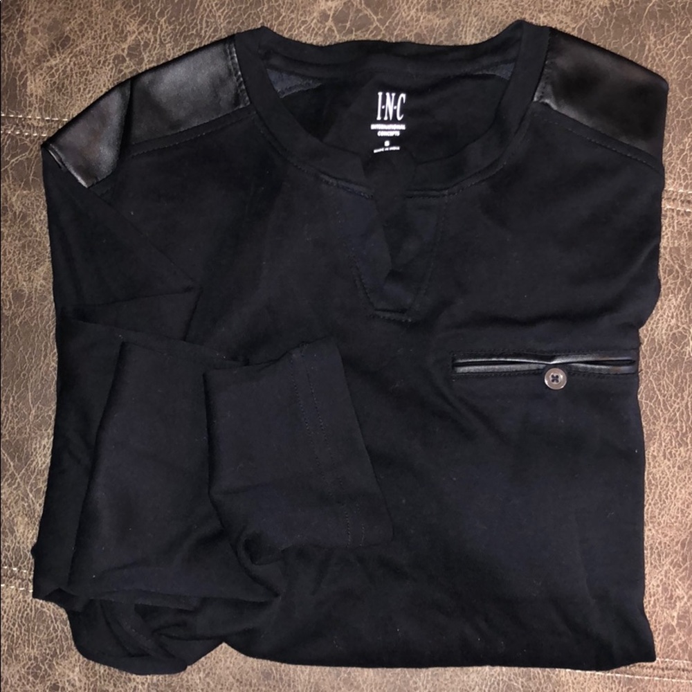 Men’s Small Long Sleeve Black I•N•C v-neck shirt